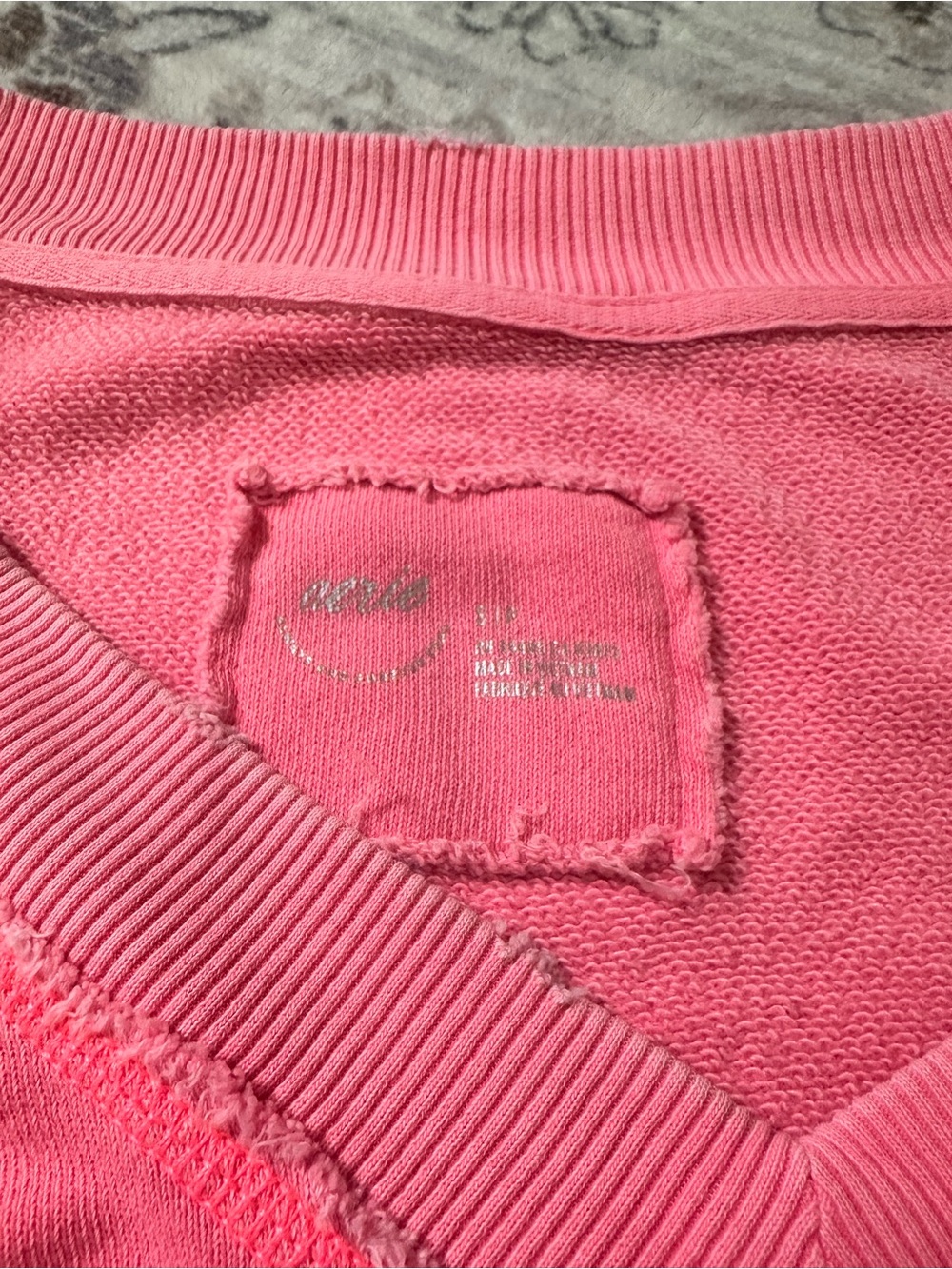 aerie Pink V-Neck Pullover Sweater - Picture 4 of 4